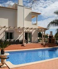 LUXURIOUS VILLA IN ALBUFEIRA WITH SWIMMING POOL