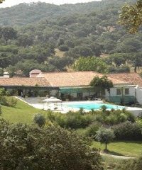 PANORAMIC FARMHOUSE IN MONTEMOR-O-NOVO WITH POOL