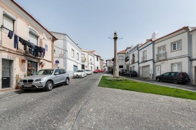 PORTA DA ARRÁBIDA HOSTEL & SUITES