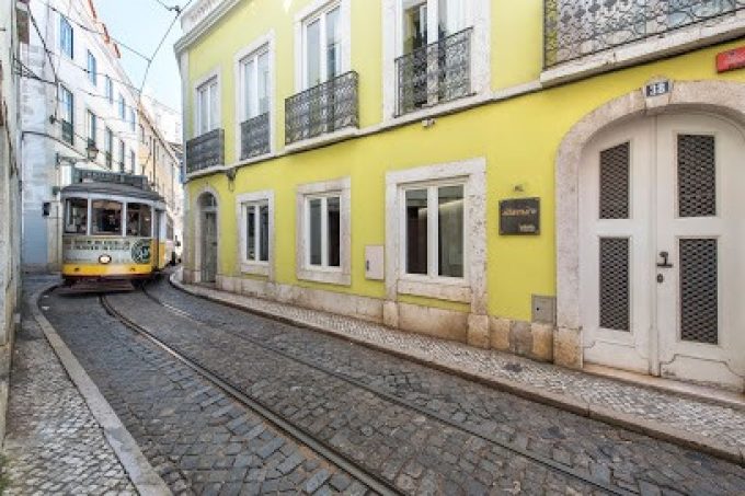 ALFAMA – LISBON LOUNGE SUITES