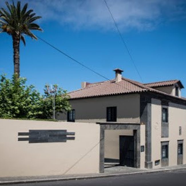 VOLCANIC CHARMING HOUSE