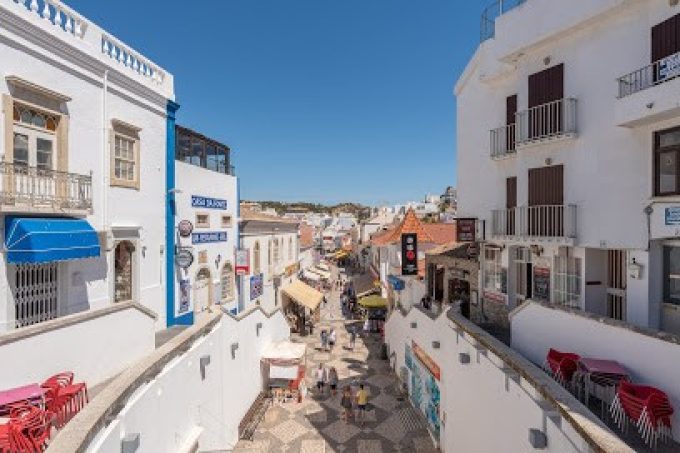 HOTEL CALIFÓRNIA URBAN BEACH